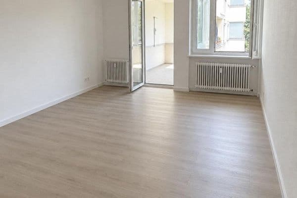 Prenájom bytu 3-izbový 80 m², München, Bavorsko Prenájom bytu 3-izbový 80 m², München, Bavorsko