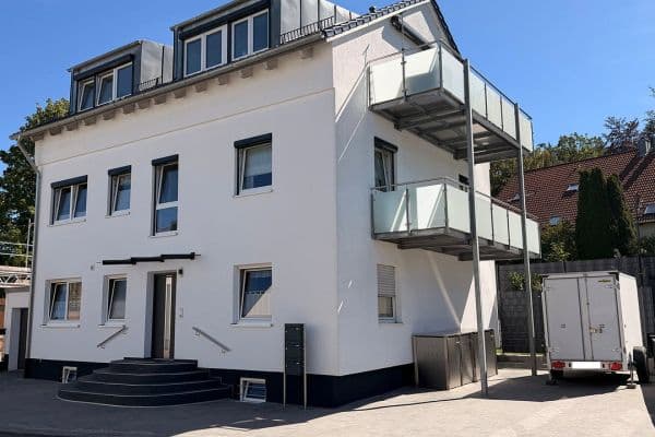 Predaj domu 225 m², pozemok 350 m², Aystetten Predaj domu 225 m², pozemok 350 m², Aystetten