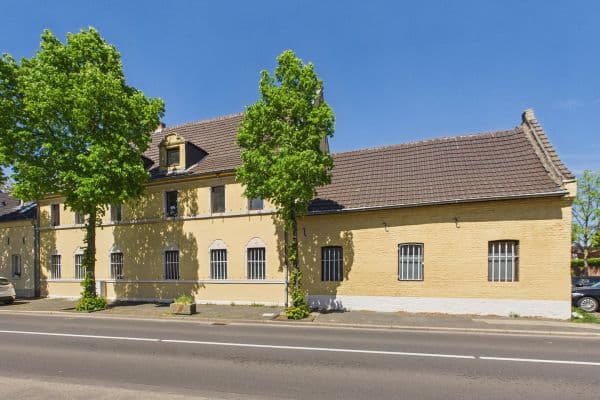 Predaj domu 322 m², pozemok 504 m², Pulheim Predaj domu 322 m², pozemok 504 m², Pulheim
