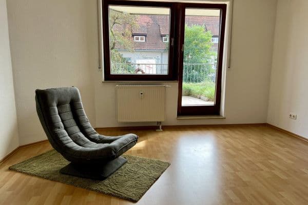 Prenájom bytu 1-izbový 42 m², Erlangen Prenájom bytu 1-izbový 42 m², Erlangen