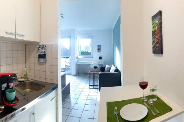 Prenájom bytu 1-izbový 28 m², Esslingen am Neckar Prenájom bytu 1-izbový 28 m², Esslingen am Neckar