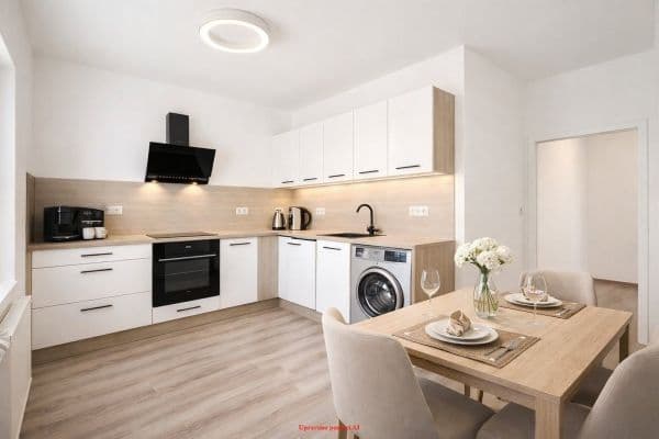 Prenájom bytu 2-izbový 50 m², Kapitána Vajdy, Havířov, Moravskoslezský kraj Prenájom bytu 2-izbový 50 m², Kapitána Vajdy, Havířov, Moravskoslezský kraj
