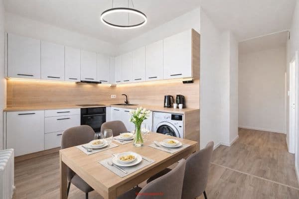 Prenájom bytu 2-izbový 50 m², Kapitána Vajdy, Havířov-Město Prenájom bytu 2-izbový 50 m², Kapitána Vajdy, Havířov-Město