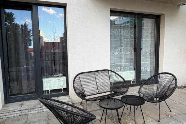 Prenájom bytu 2-izbový 43 m², Poděbradova, Plzeň, Plzeňský kraj Prenájom bytu 2-izbový 43 m², Poděbradova, Plzeň, Plzeňský kraj