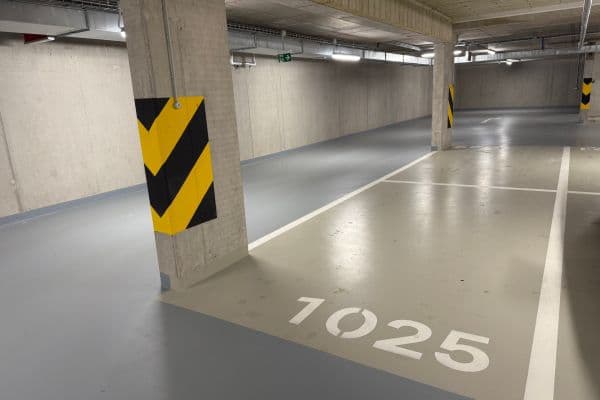 Prenájom garáže 13 m², Laponská, Praha Prenájom garáže 13 m², Laponská, Praha