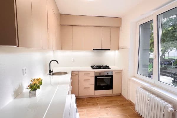 Predaj bytu 2-izbový 53 m², Osiková, Praha Predaj bytu 2-izbový 53 m², Osiková, Praha