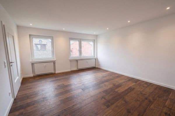 Prenájom bytu 4-izbový 95 m², Schönbergstraße 21, Mönchengladbach Prenájom bytu 4-izbový 95 m², Schönbergstraße 21, Mönchengladbach