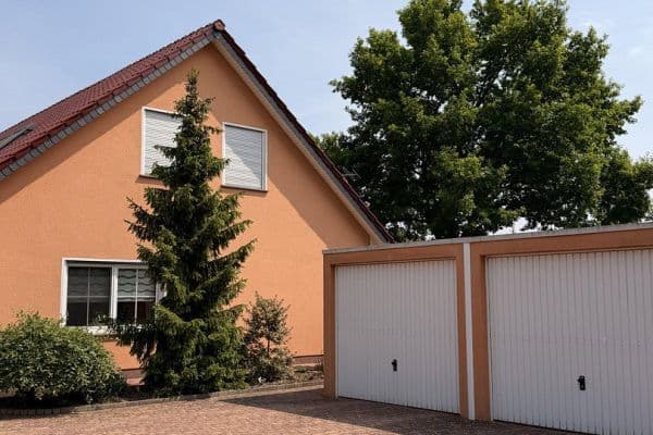 Predaj domu 176 m², pozemok 720 m², Oranienburg Predaj domu 176 m², pozemok 720 m², Oranienburg