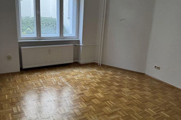 Predaj bytu 1-izbový 32 m², Büsingstr. 3, Berlin, Berlín Predaj bytu 1-izbový 32 m², Büsingstr. 3, Berlin, Berlín
