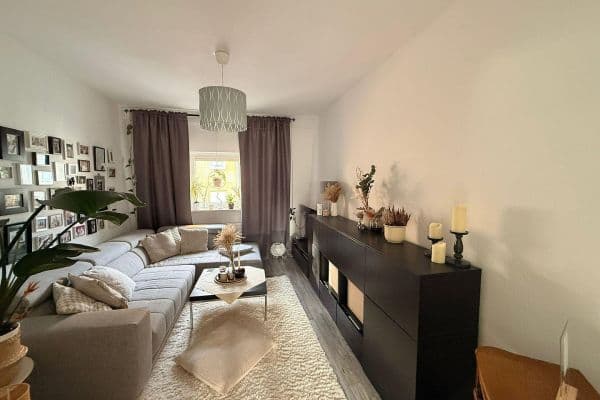 Prenájom bytu 2-izbový 59 m², Oberhausen Prenájom bytu 2-izbový 59 m², Oberhausen