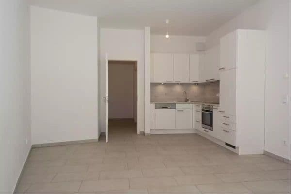 Prenájom bytu 2-izbový 51 m², Augsburg, Bavorsko Prenájom bytu 2-izbový 51 m², Augsburg, Bavorsko