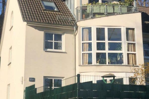 Prenájom bytu 3-izbový 82 m², Schönherrstraße 17, Chemnitz, Sasko Prenájom bytu 3-izbový 82 m², Schönherrstraße 17, Chemnitz, Sasko