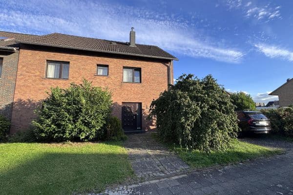 Predaj domu 162 m², pozemok 870 m², Marie-Juchacz-Str. 60, Aldorf Predaj domu 162 m², pozemok 870 m², Marie-Juchacz-Str. 60, Aldorf