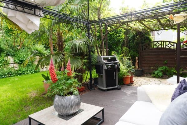 Predaj domu 147 m², pozemok 303 m², Gladbacher Straße 280, Neuss Predaj domu 147 m², pozemok 303 m², Gladbacher Straße 280, Neuss