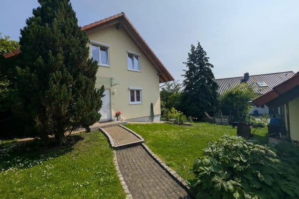 Predaj domu 120 m², pozemok 800 m², Eigeltingen - Heudorf Predaj domu 120 m², pozemok 800 m², Eigeltingen - Heudorf