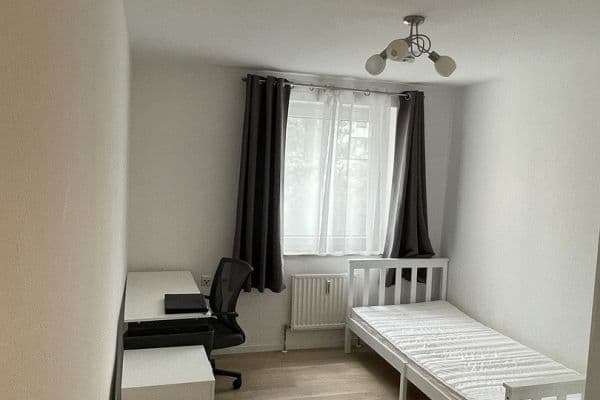 Prenájom bytu 1-izbový 17 m², Äußere Brucker Straße 43, Erlangen Prenájom bytu 1-izbový 17 m², Äußere Brucker Straße 43, Erlangen