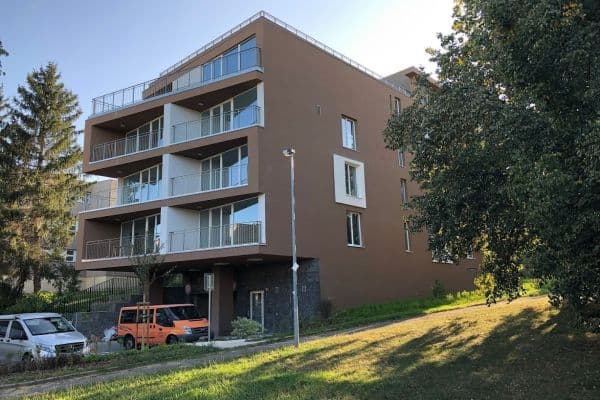 Prenájom bytu 2-izbový 55 m², V jehličí, Praha Prenájom bytu 2-izbový 55 m², V jehličí, Praha