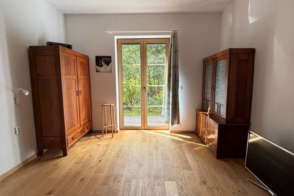 Prenájom bytu 2-izbový 50 m², Krhanice Prenájom bytu 2-izbový 50 m², Krhanice
