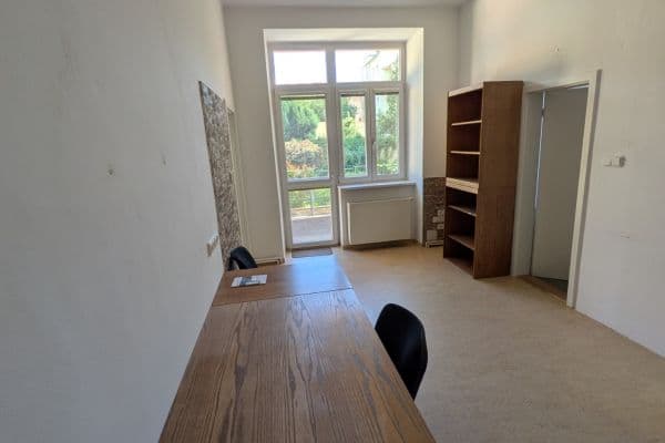 Prenájom bytu 3-izbový 104 m², Arne Nováka, Brno Prenájom bytu 3-izbový 104 m², Arne Nováka, Brno
