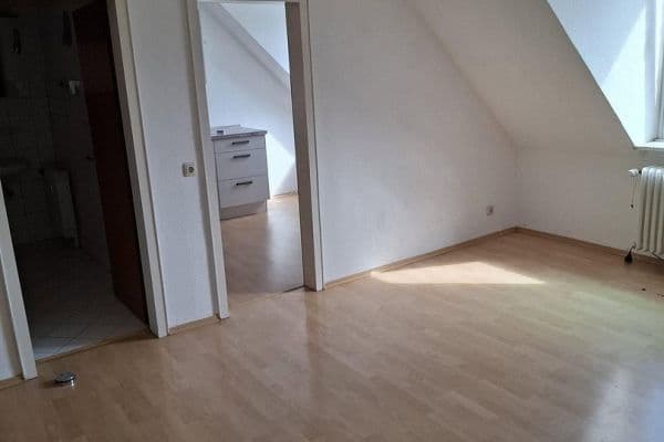 Prenájom bytu 2-izbový 47 m², Plateniusstr. 18, Wuppertal Prenájom bytu 2-izbový 47 m², Plateniusstr. 18, Wuppertal