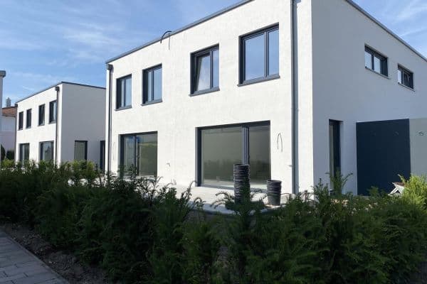 Prenájom domu 154 m², pozemok 245 m², Ingolstadt / Gerolfing, Bavorsko Prenájom domu 154 m², pozemok 245 m², Ingolstadt / Gerolfing, Bavorsko
