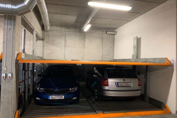Prenájom garáže 12 m², Rostislavovo náměstí, Brno Prenájom garáže 12 m², Rostislavovo náměstí, Brno