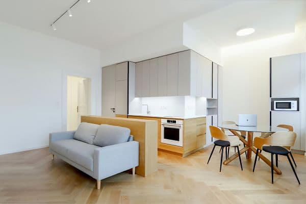 Prenájom bytu 2-izbový 56 m², Na Bělidle, Prague Prenájom bytu 2-izbový 56 m², Na Bělidle, Prague
