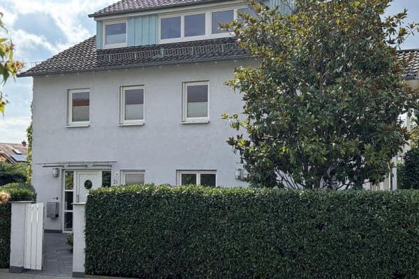Predaj domu 220 m², pozemok 594 m², Bad Nauheim Predaj domu 220 m², pozemok 594 m², Bad Nauheim