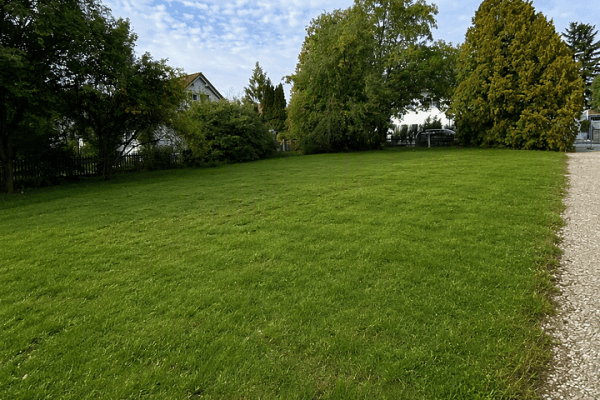 Predaj pozemku 600 m², Am Englischen Garten, Ismaning, Bavorsko Predaj pozemku 600 m², Am Englischen Garten, Ismaning, Bavorsko