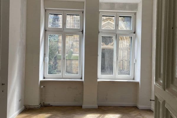 Prenájom bytu 5-izbový 150 m², Riemannstrasse 28, Leipzig, Sasko Prenájom bytu 5-izbový 150 m², Riemannstrasse 28, Leipzig, Sasko