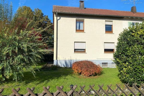 Predaj domu 115 m², pozemok 457 m², Mörikestraße 20, Deizisau Predaj domu 115 m², pozemok 457 m², Mörikestraße 20, Deizisau