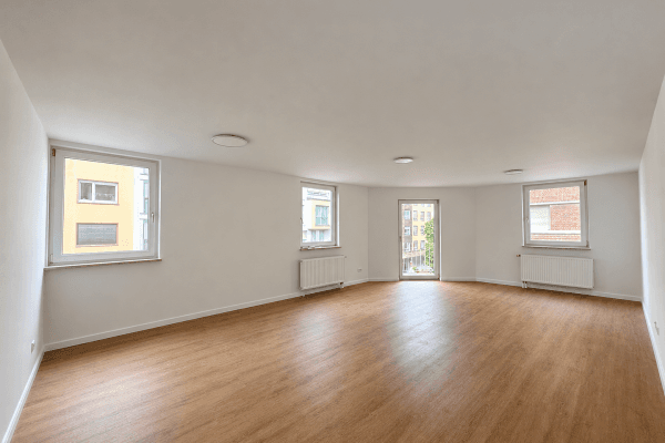 Prenájom bytu 3-izbový 105 m², Ludwigshafen Prenájom bytu 3-izbový 105 m², Ludwigshafen