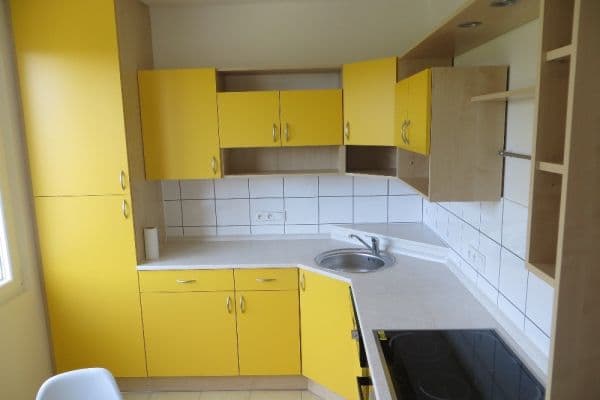 Prenájom bytu 3-izbový 87 m², Gagarinova, Police nad Metují Prenájom bytu 3-izbový 87 m², Gagarinova, Police nad Metují