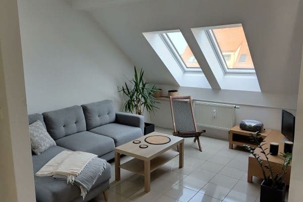 Prenájom bytu 3-izbový 80 m², Rákosová, SO POÚ Nymburk Prenájom bytu 3-izbový 80 m², Rákosová, SO POÚ Nymburk