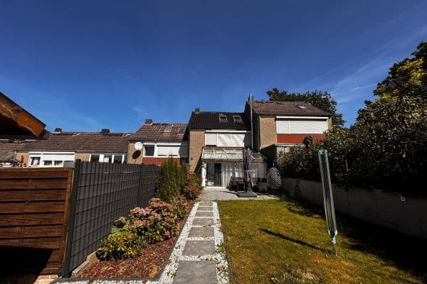 Predaj domu 107 m², pozemok 368 m², Höchelsberg 52, Geesthacht Predaj domu 107 m², pozemok 368 m², Höchelsberg 52, Geesthacht