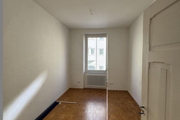 Prenájom bytu 3-izbový 77 m², Brauneggerstraße, Konstanz Prenájom bytu 3-izbový 77 m², Brauneggerstraße, Konstanz