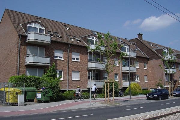 Prenájom bytu 2-izbový 66 m², Aachenerstr 1372, Köln, Severné Porýnie - Westfálsko Prenájom bytu 2-izbový 66 m², Aachenerstr 1372, Köln, Severné Porýnie - Westfálsko