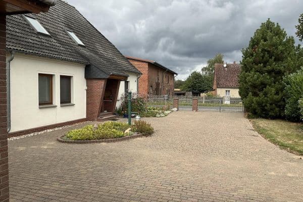 Predaj domu 180 m², pozemok 1.649 m², Peetsch 39, Mirow Predaj domu 180 m², pozemok 1.649 m², Peetsch 39, Mirow