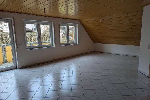 Prenájom bytu 3-izbový 101 m², Remchingen Prenájom bytu 3-izbový 101 m², Remchingen