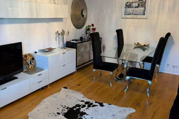 Prenájom bytu 3-izbový 73 m², Rathelbeckstr, Düsseldorf, Severné Porýnie - Westfálsko Prenájom bytu 3-izbový 73 m², Rathelbeckstr, Düsseldorf, Severné Porýnie - Westfálsko