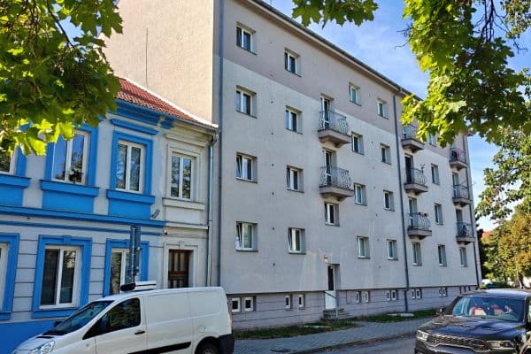 Predaj bytu 3-izbový 61 m², Jeremiášova, České Budějovice, Jihočeský kraj Predaj bytu 3-izbový 61 m², Jeremiášova, České Budějovice, Jihočeský kraj