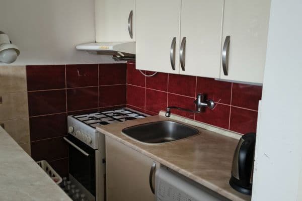 Predaj bytu 1-izbový 27 m², Hostýnská, Praha Predaj bytu 1-izbový 27 m², Hostýnská, Praha