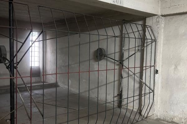 Prenájom garáže 15 m², Jihlavská, Praha Prenájom garáže 15 m², Jihlavská, Praha