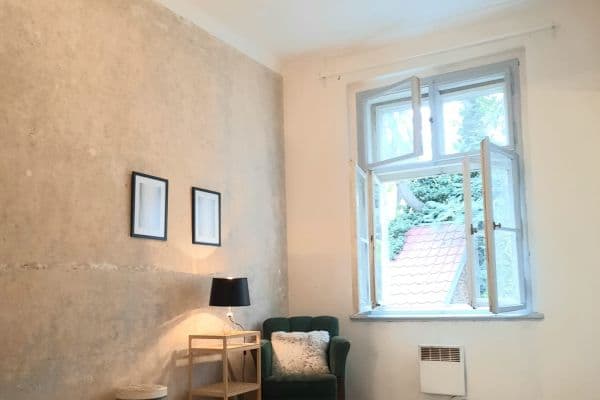 Prenájom bytu 2-izbový 65 m², Krásova, Praha Prenájom bytu 2-izbový 65 m², Krásova, Praha