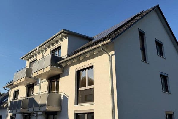 Prenájom bytu 4-izbový 93 m², Nürnberg Prenájom bytu 4-izbový 93 m², Nürnberg