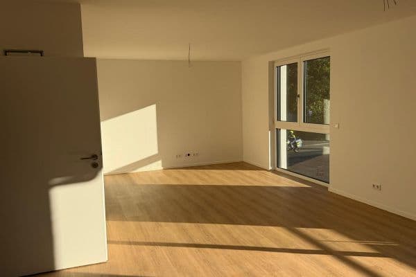 Prenájom bytu 3-izbový 81 m², Nürnberg, Bavorsko Prenájom bytu 3-izbový 81 m², Nürnberg, Bavorsko