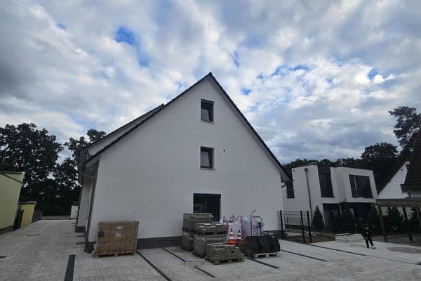 Prenájom bytu 3-izbový 81 m², Nürnberg, Bavorsko Prenájom bytu 3-izbový 81 m², Nürnberg, Bavorsko