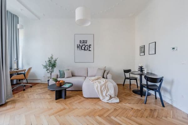 Prenájom bytu 2-izbový 72 m², Markstraße 38, Berlin, Berlín Prenájom bytu 2-izbový 72 m², Markstraße 38, Berlin, Berlín