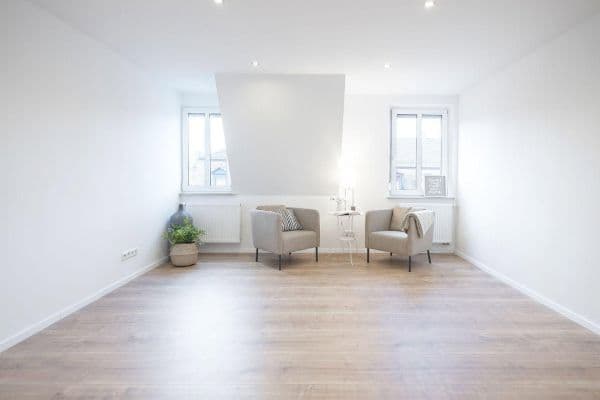 Prenájom bytu 4-izbový 104 m², Leopoldstrasse 8, Nürnberg, Bavorsko Prenájom bytu 4-izbový 104 m², Leopoldstrasse 8, Nürnberg, Bavorsko