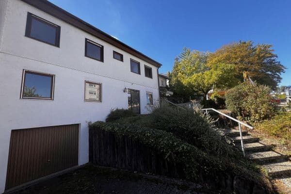 Predaj domu 140 m², pozemok 611 m², Neuenstadt am Kocher Predaj domu 140 m², pozemok 611 m², Neuenstadt am Kocher
